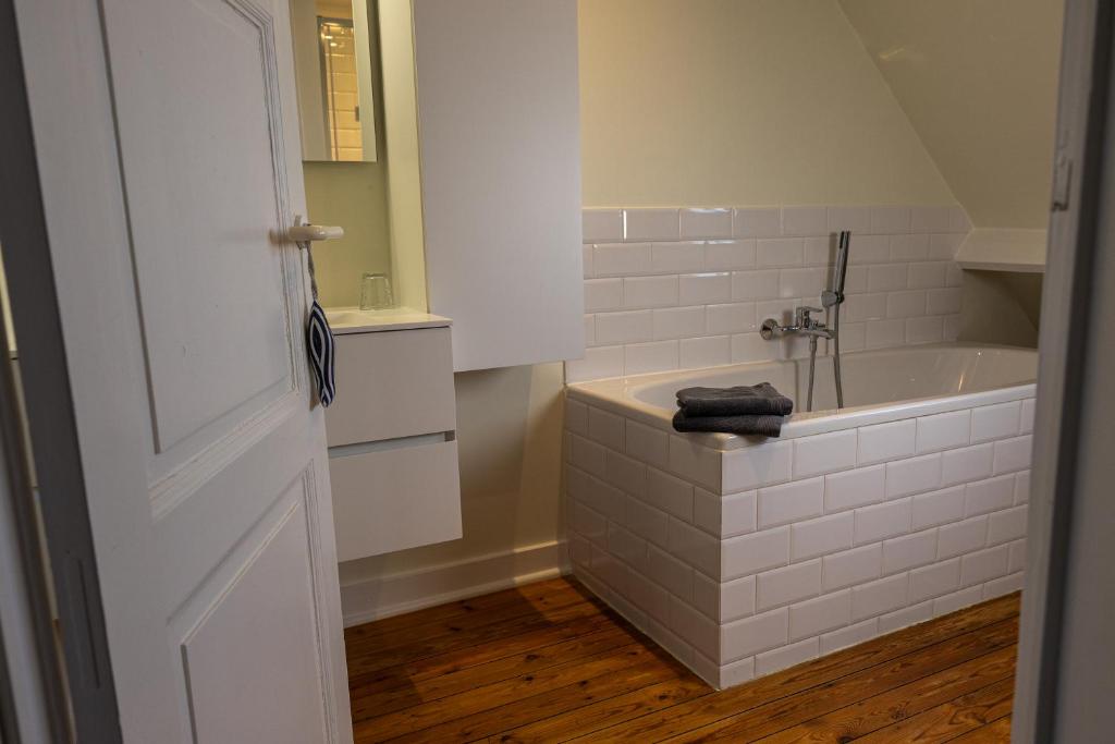 Gallery Image 10