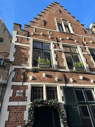 Canal Deluxe