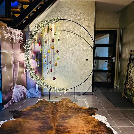 Gallery Image 6