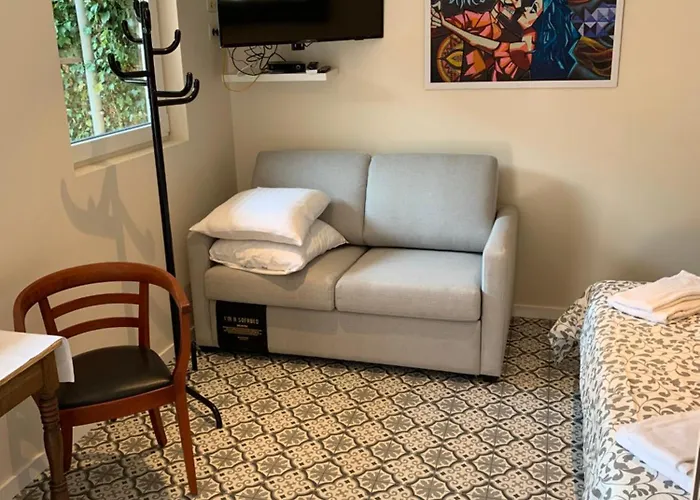 Gallery Image 6