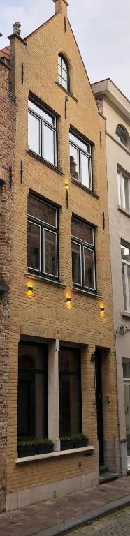 B&B Calis