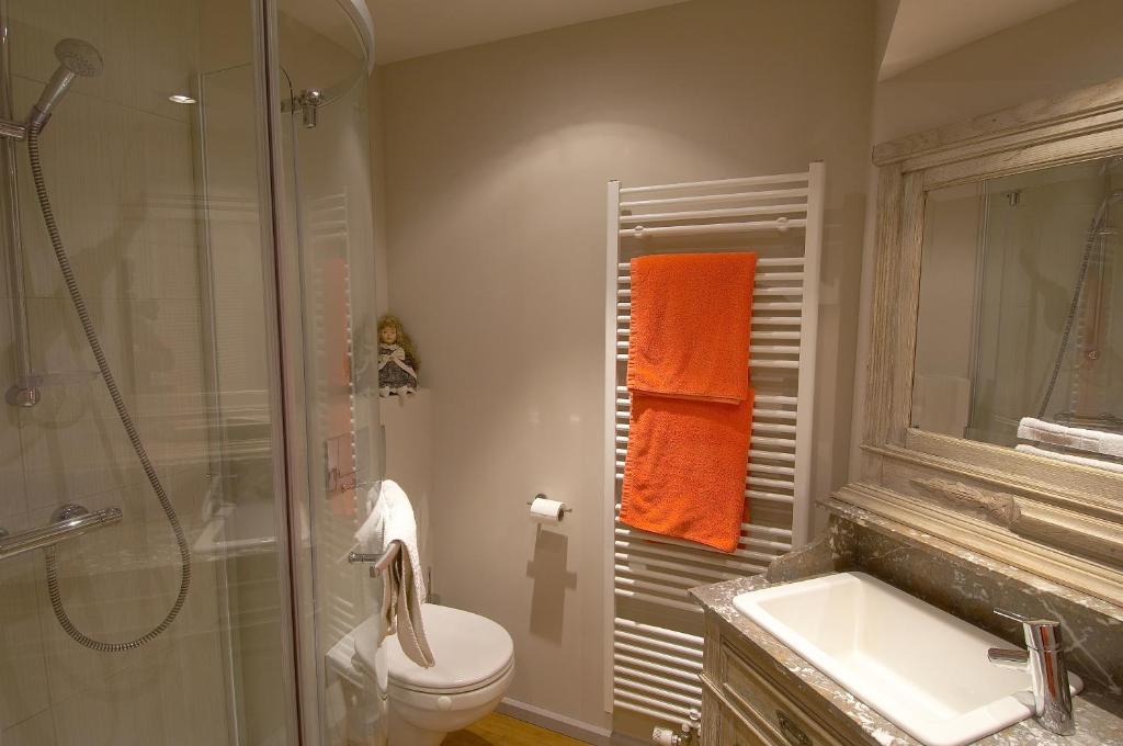 Gallery Image 14
