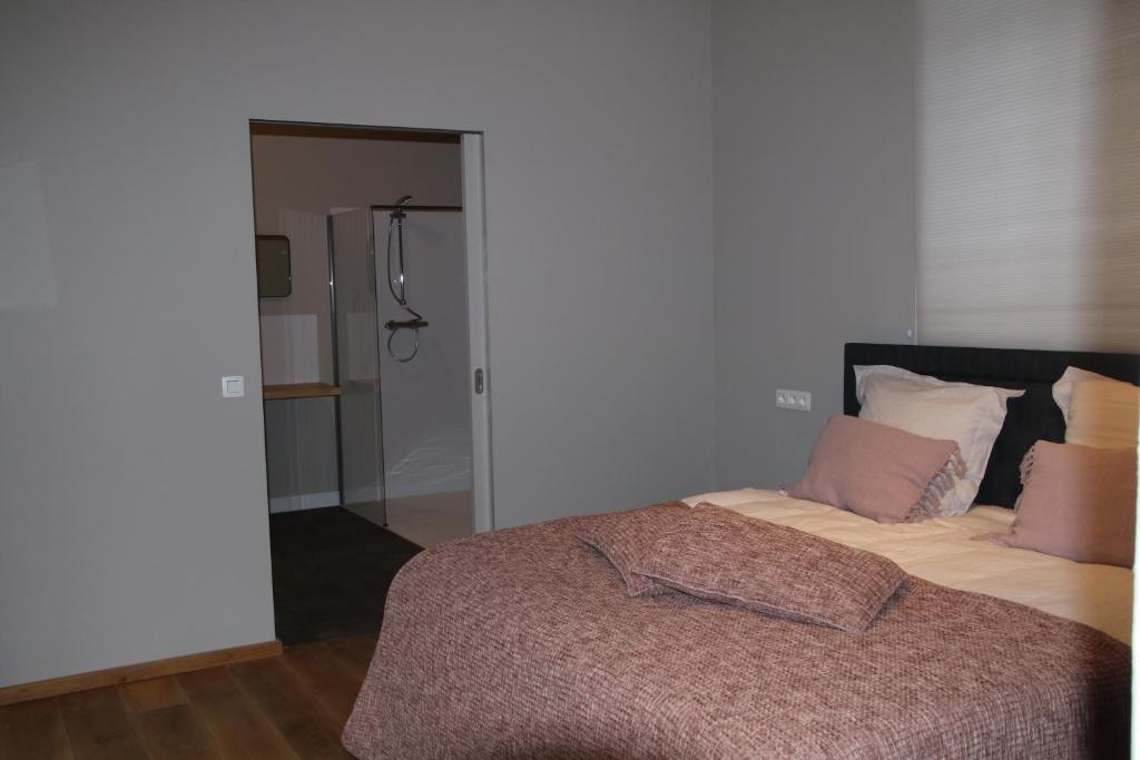 Gallery Image 6