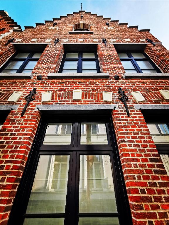 Old Bruges – Labyrinth Tours