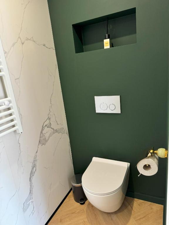 Gallery Image 12