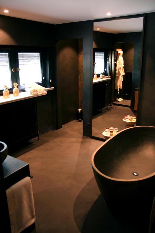 Gallery Image 11