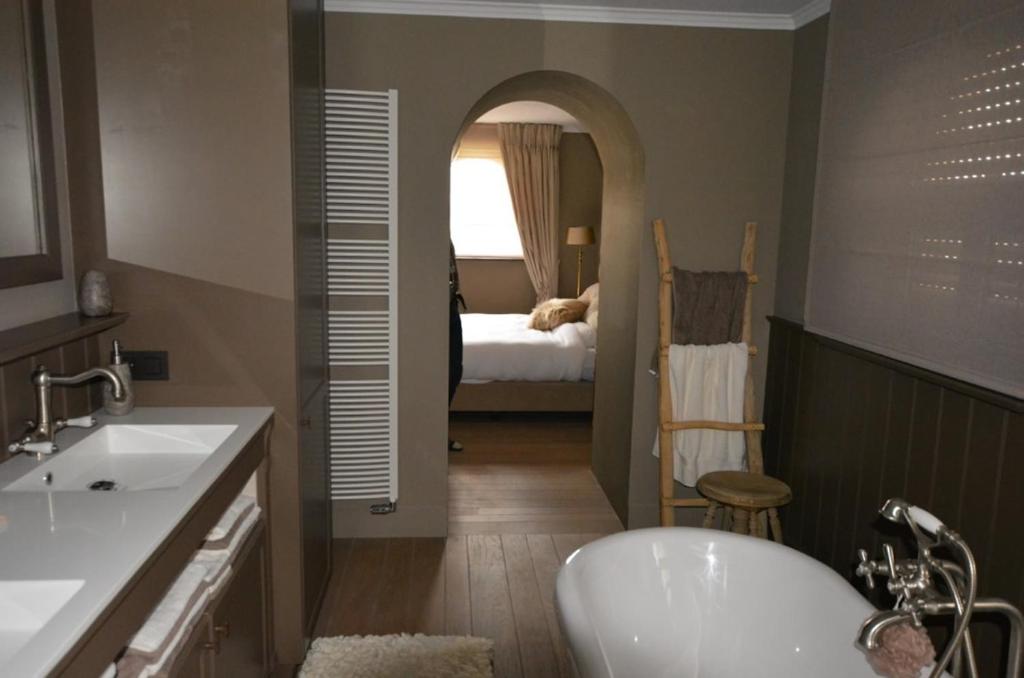 Gallery Image 7