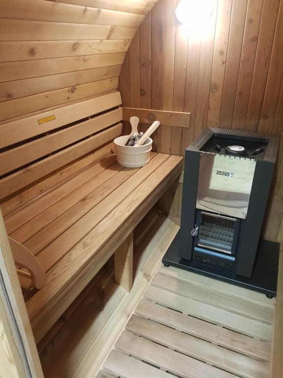 Gallery Image 13