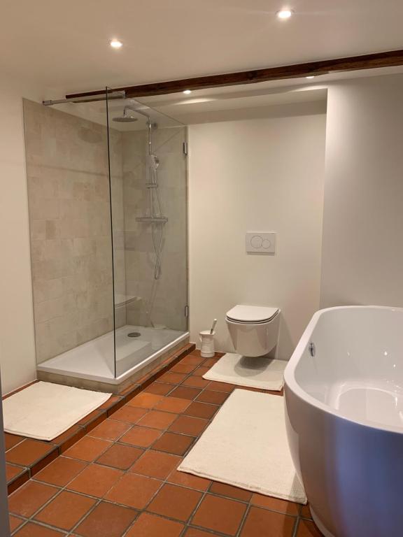 Gallery Image 12
