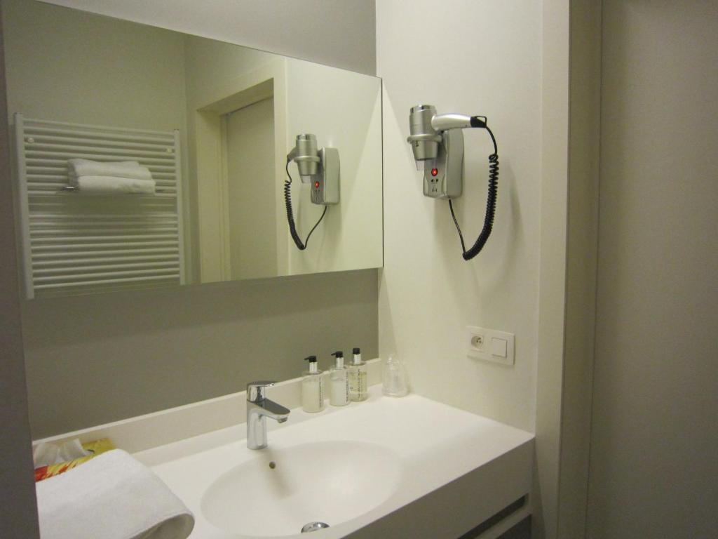Gallery Image 10