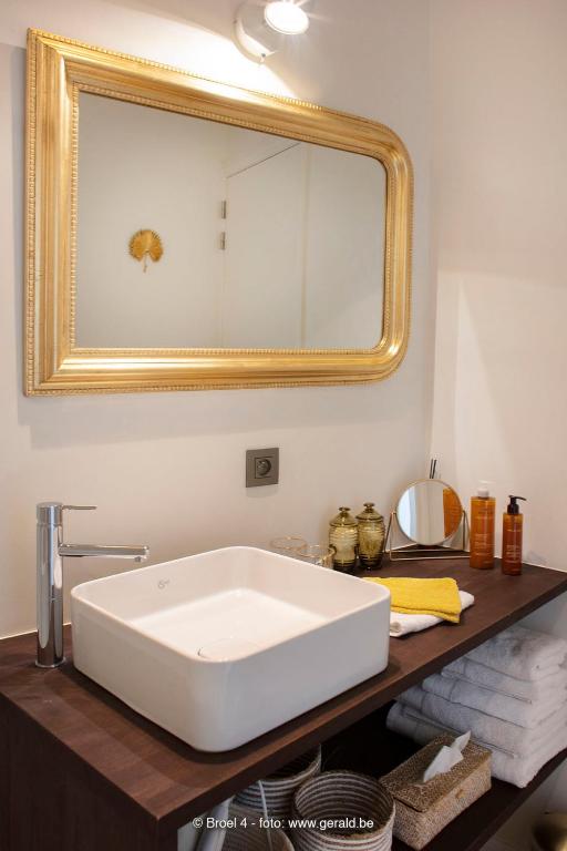 Gallery Image 9