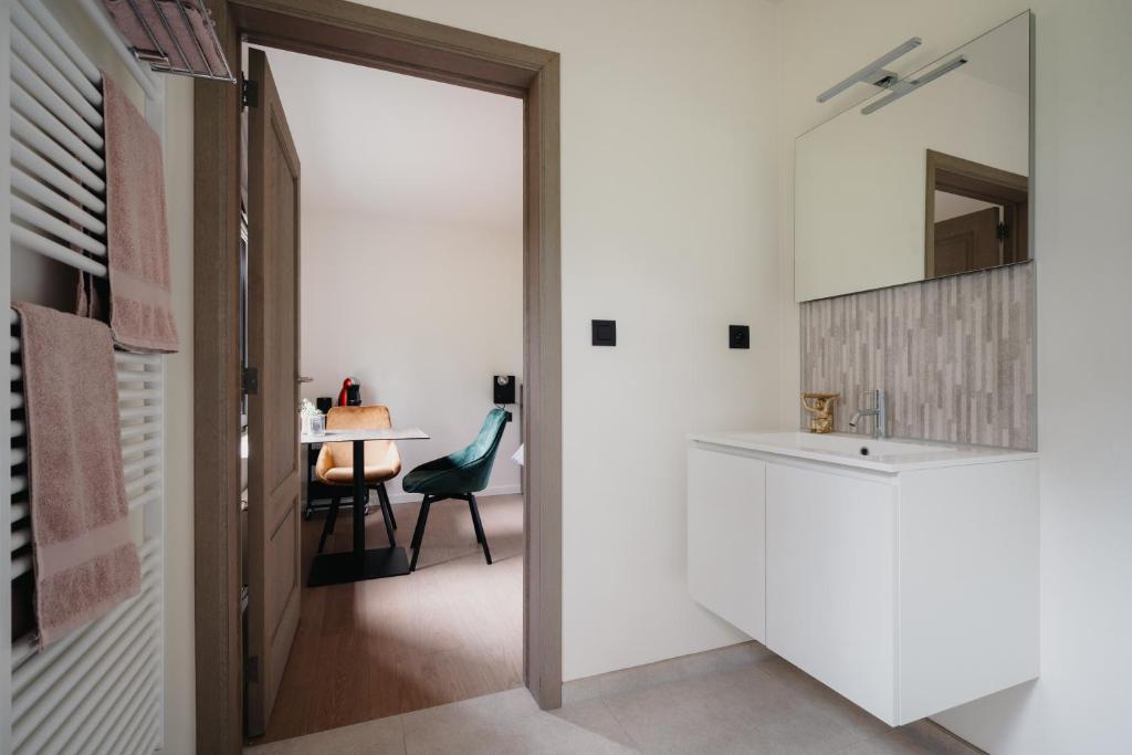 Gallery Image 12