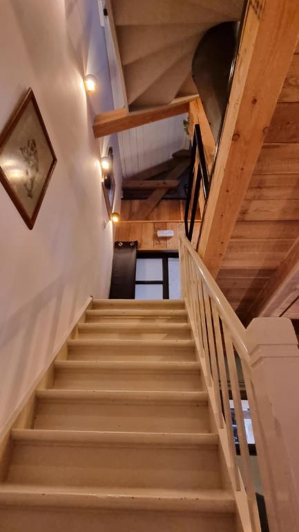 Gallery Image 6