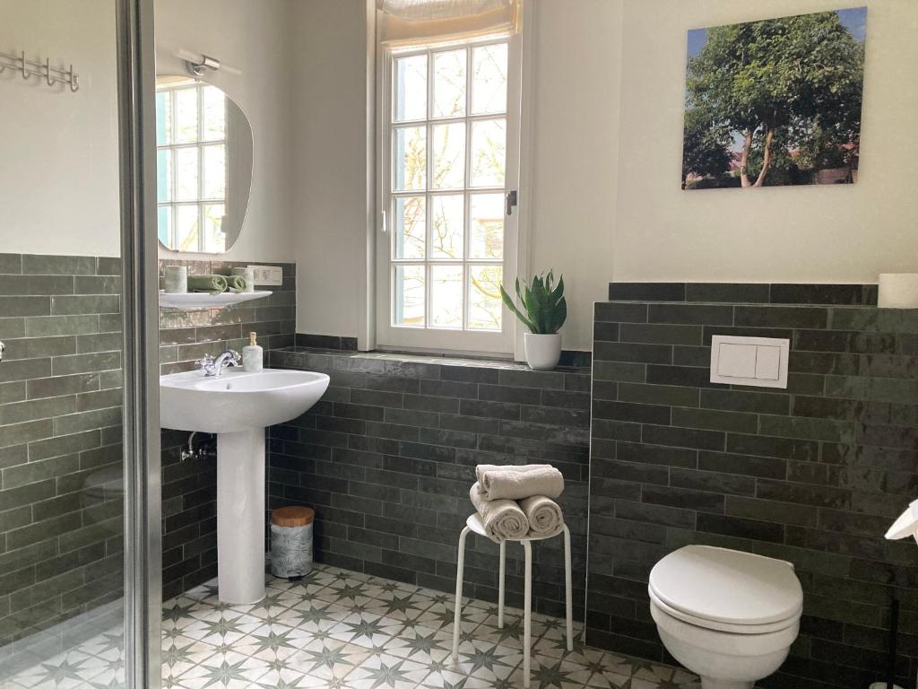 Gallery Image 11