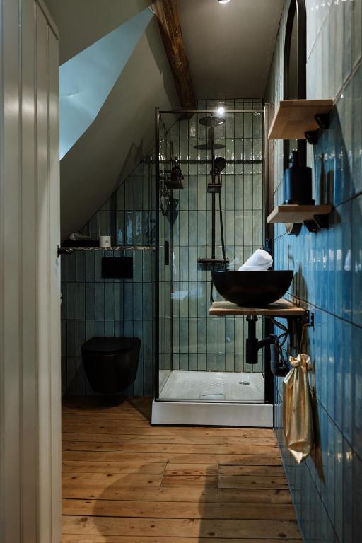 Gallery Image 9