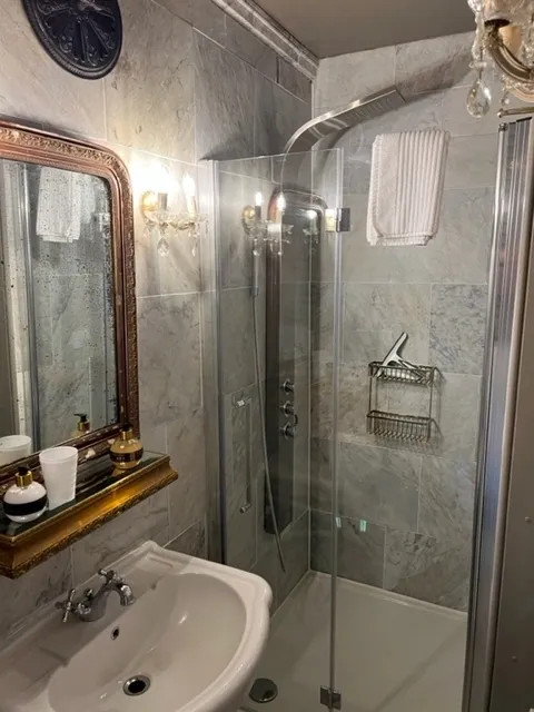 Gallery Image 8