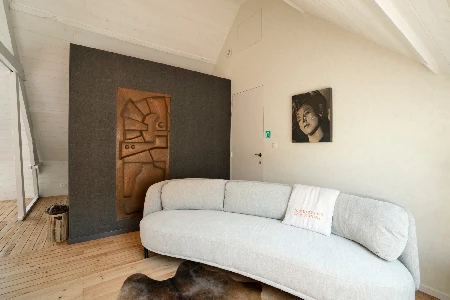 Gallery Image 6