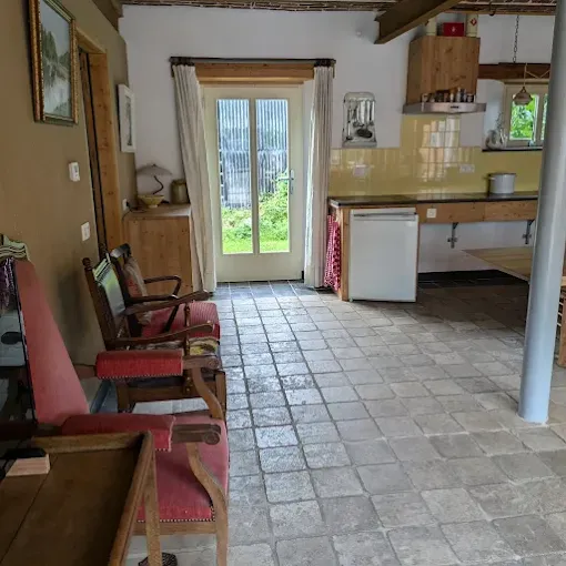 Gallery Image 6