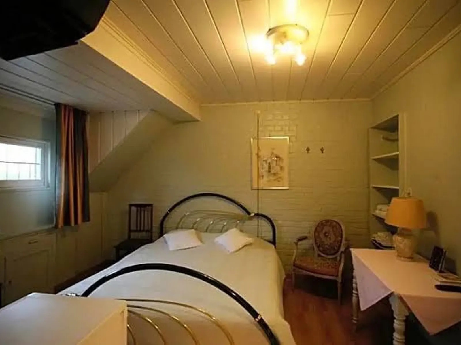 Gallery Image 6