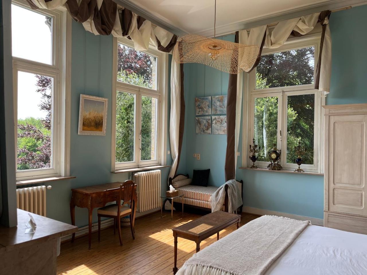 Gallery Image 9