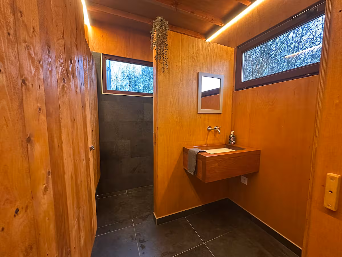 Gallery Image 8