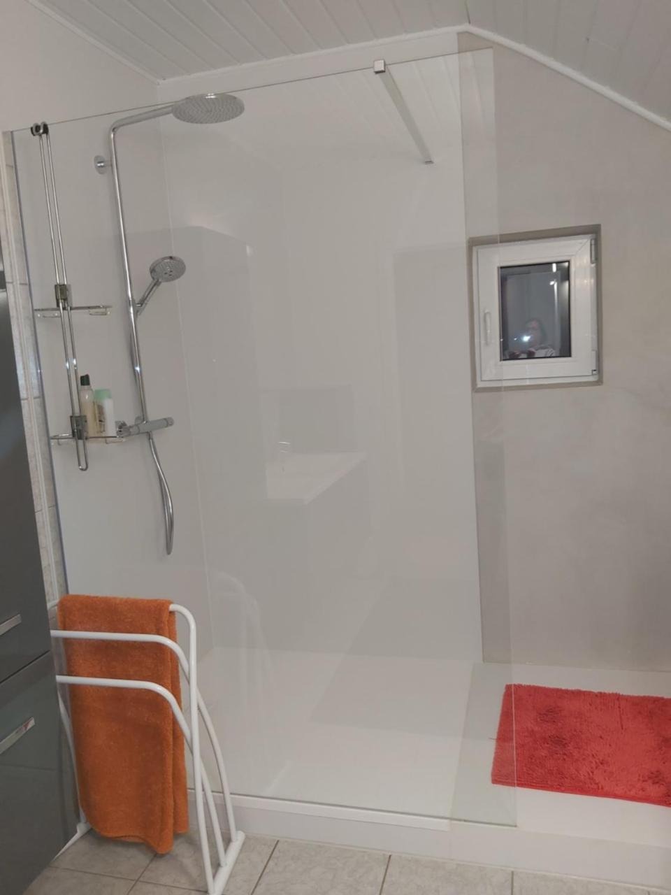 Gallery Image 12