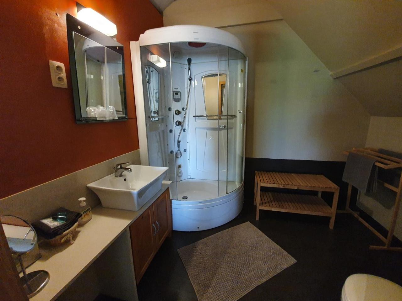 Gallery Image 12