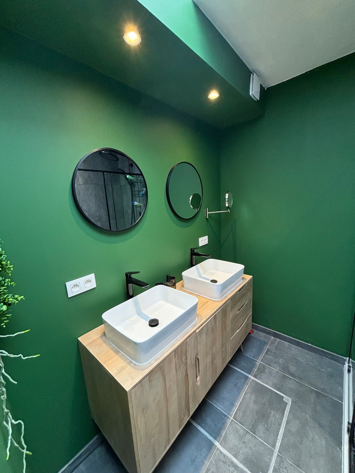 Gallery Image 13
