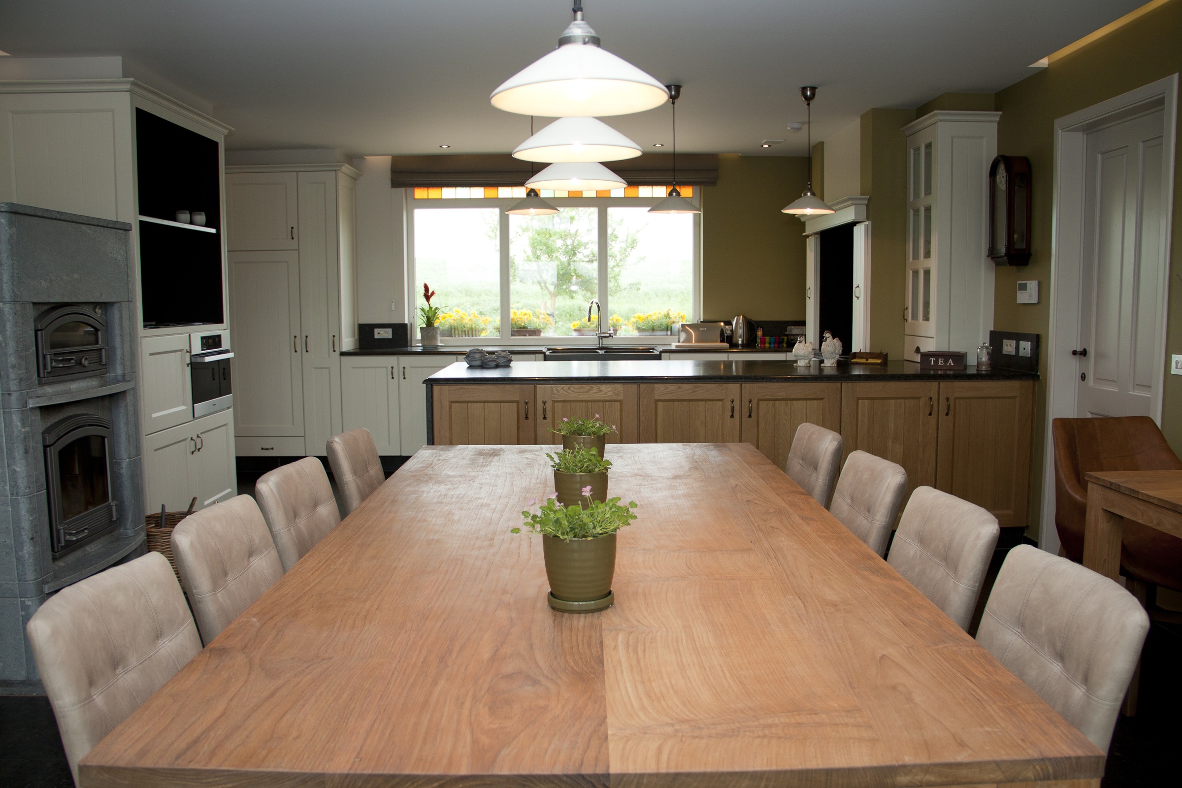 Gallery Image 13
