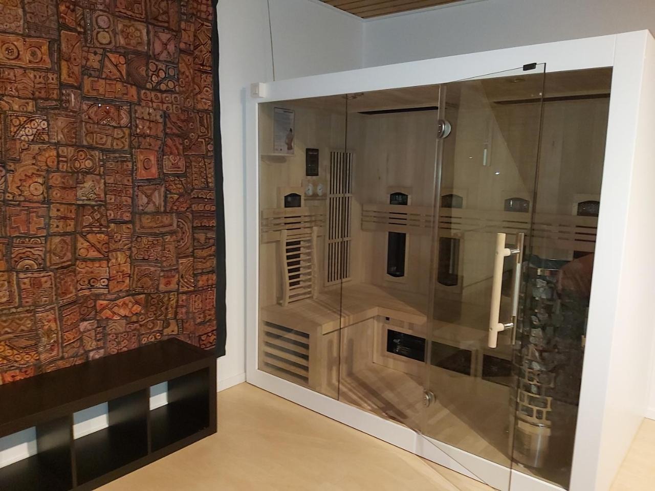 Gallery Image 15
