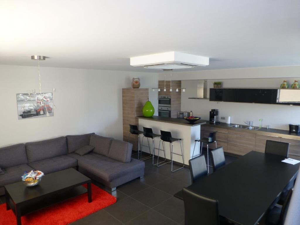 Gallery Image 6