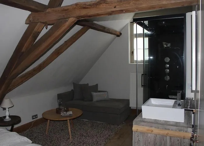 Gallery Image 9