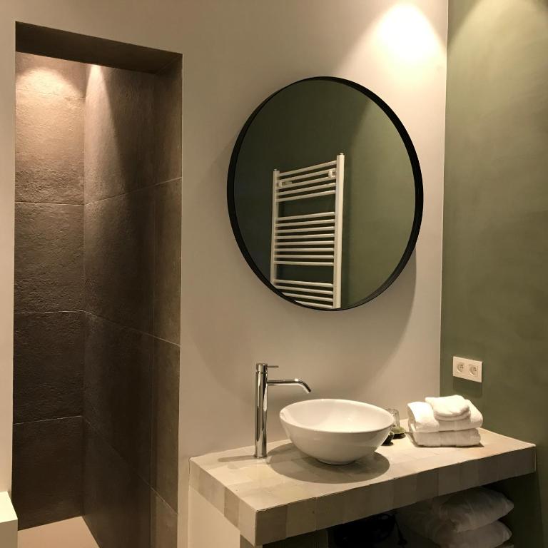 Gallery Image 12