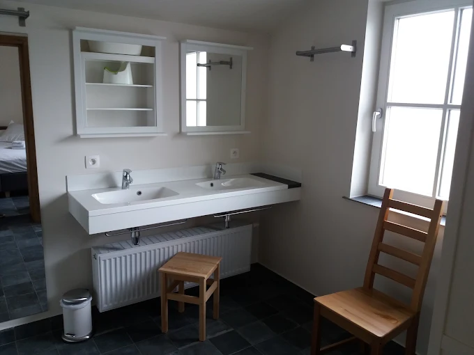 Gallery Image 11